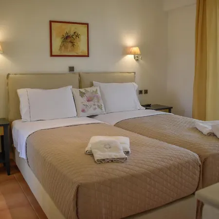 Dafni Apartahotel 3*