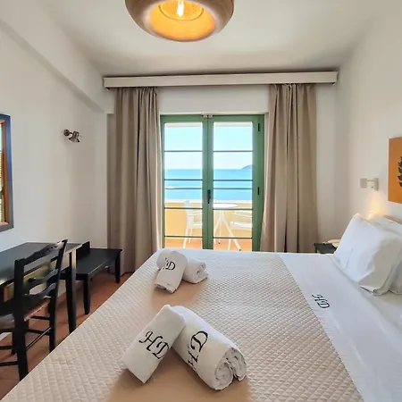 Hotel de apartamente Dafni 3*