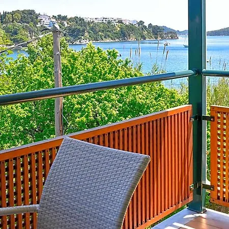 Aparthotel Dafni