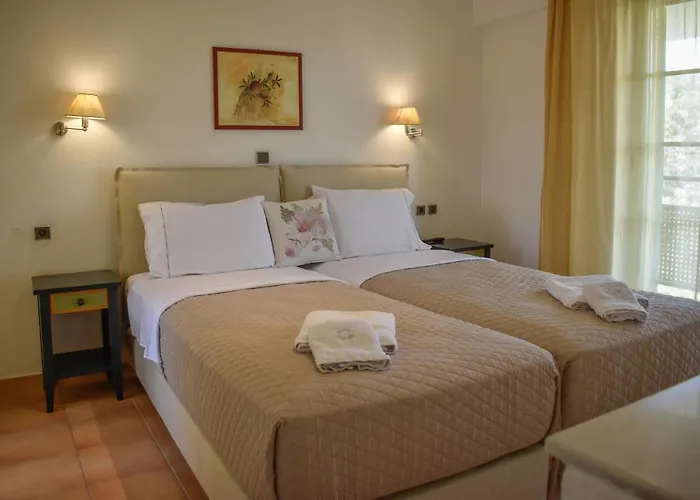 Dafni Apartahotel 3*