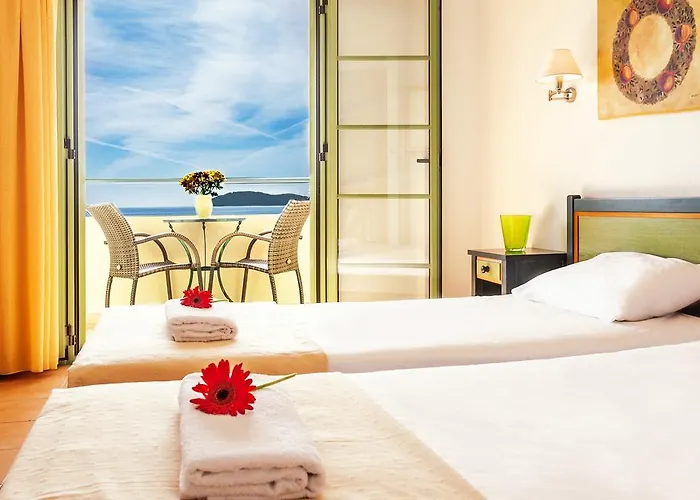 Apartahotel Dafni 3*